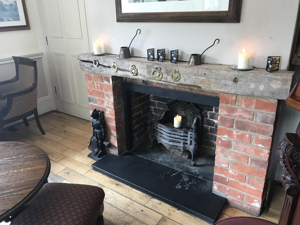 The Mortimer Arms (Adults Only) Ромси Экстерьер фото